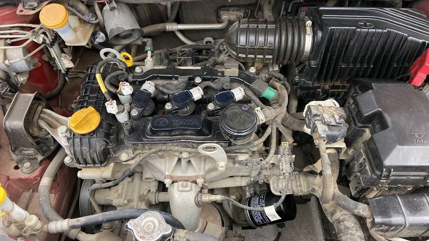 2020 Tata ALTROZ XM PETROL, Petrol, Manual, 23,998 km, Open Bonet