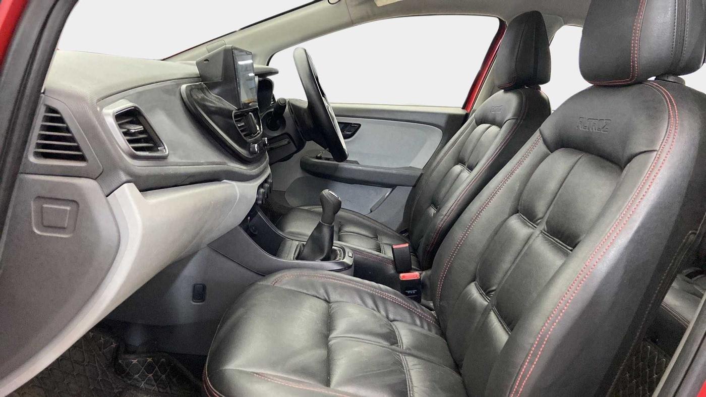 2020 Tata ALTROZ XM PETROL, Petrol, Manual, 23,998 km, Right Side Front Door Cabin