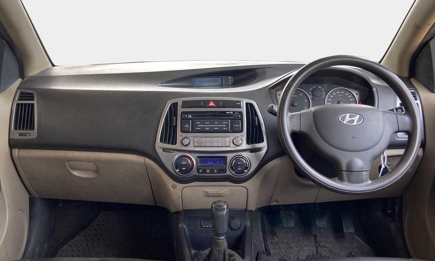 2013 Hyundai i20 MAGNA 1.4 CRDI, Diesel, Manual, 97,295 km, Dashboard