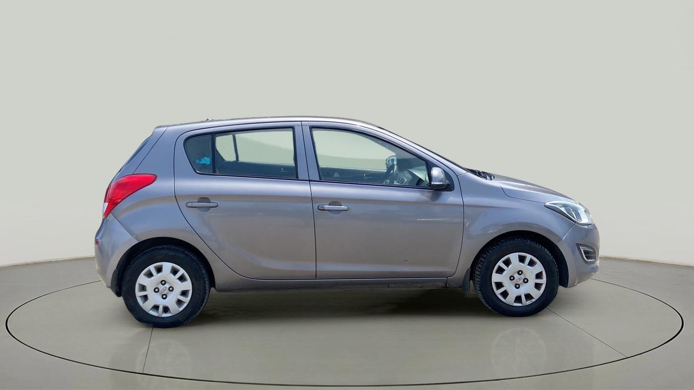 2013 Hyundai i20 MAGNA 1.4 CRDI, Diesel, Manual, 97,295 km, Right Side View