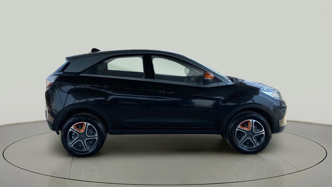 2019 Tata NEXON KRAZ MT PETROL, Petrol, Manual, 52,825 km, Right Side View