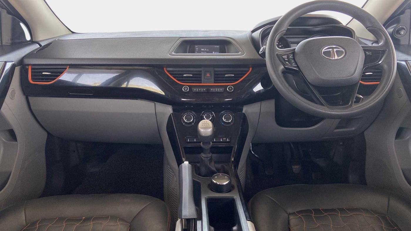 2019 Tata NEXON KRAZ MT PETROL, Petrol, Manual, 52,825 km, Dashboard