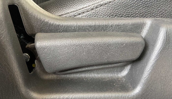 2022 Maruti Alto STD (O), Petrol, Manual, 18,692 km, Driver Side Adjustment Panel
