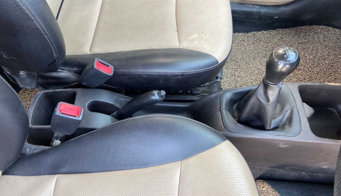 2014 Hyundai Eon D-LITE+, Petrol, Manual, 51,252 km, Gear Lever