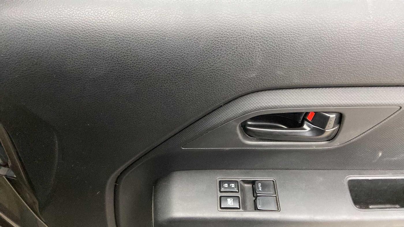 2020 Maruti New Wagon-R LXI 1.0, Petrol, Manual, 54,489 km, Driver Side Door Panels Control