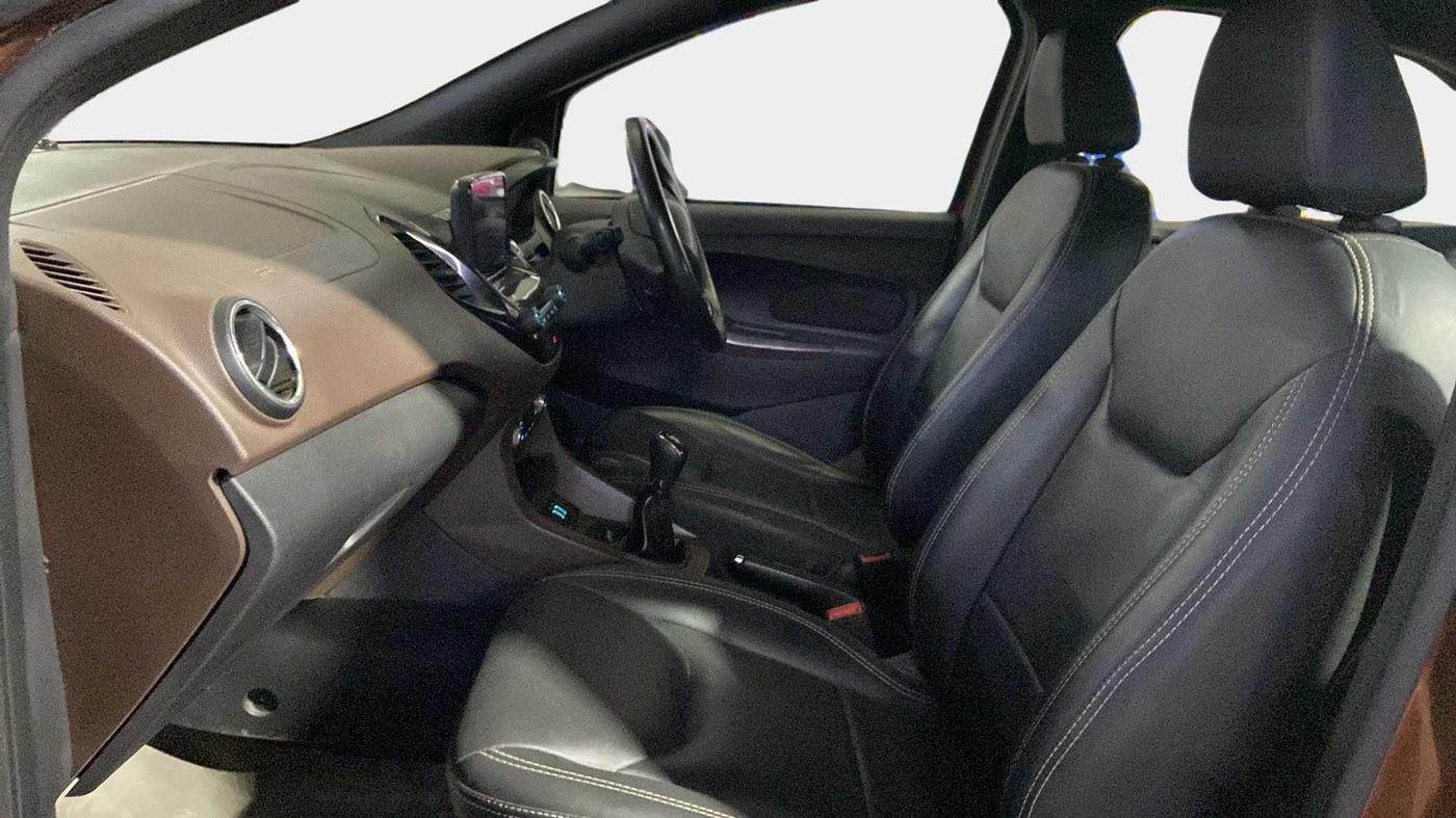 2018 Ford FREESTYLE TITANIUM PLUS 1.2 PETROL, Petrol, Manual, 31,230 km, Right Side Front Door Cabin