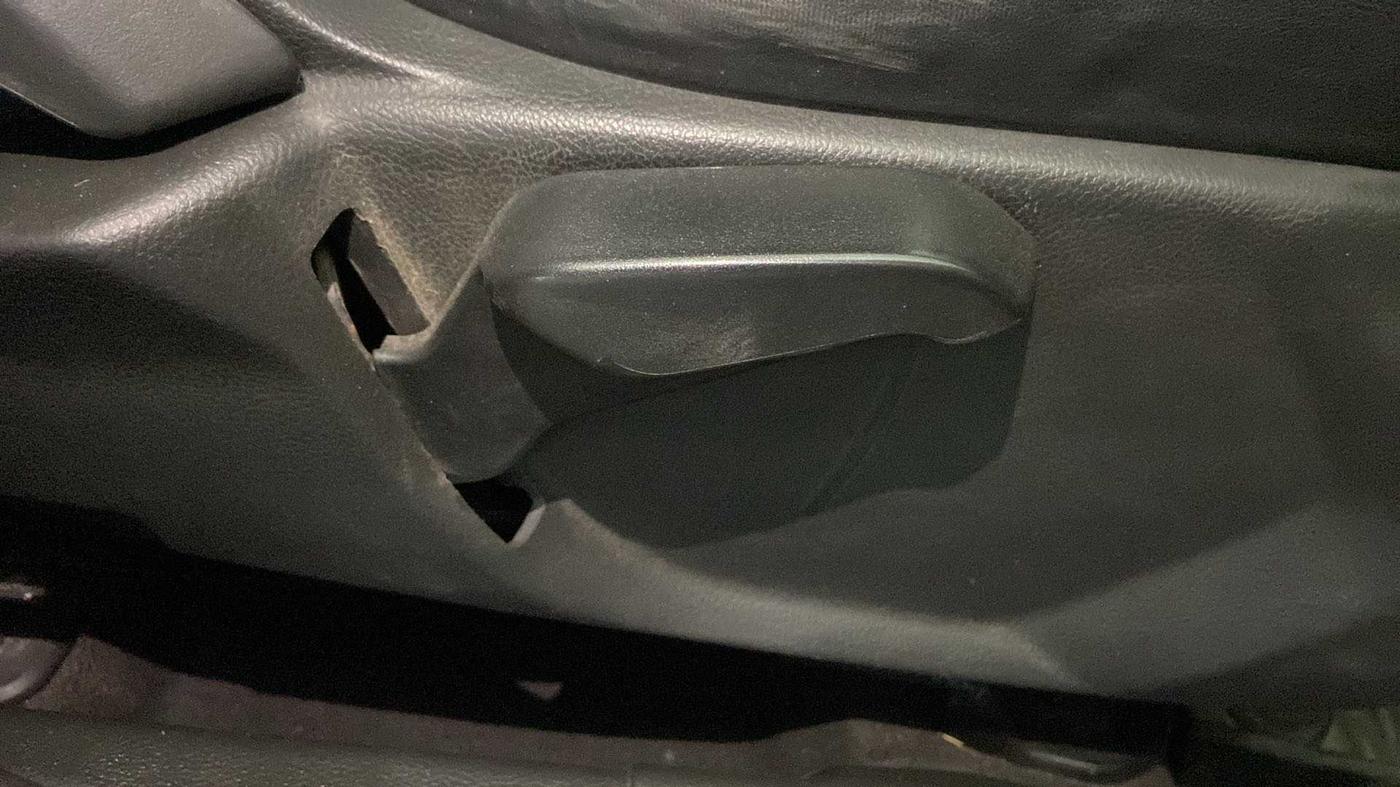2018 Ford FREESTYLE TITANIUM PLUS 1.2 PETROL, Petrol, Manual, 31,230 km, Driver Side Adjustment Panel