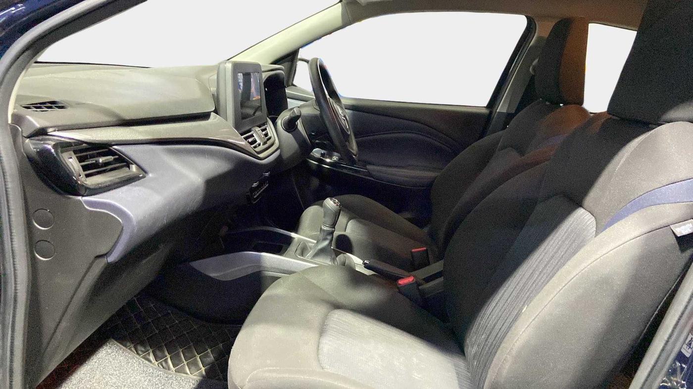 2022 Maruti Baleno ZETA PETROL 1.2, Petrol, Manual, 15,650 km, Right Side Front Door Cabin