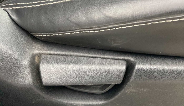 2020 Hyundai NEW SANTRO SPORTZ MT, Petrol, Manual, 25,887 km, Driver Side Adjustment Panel
