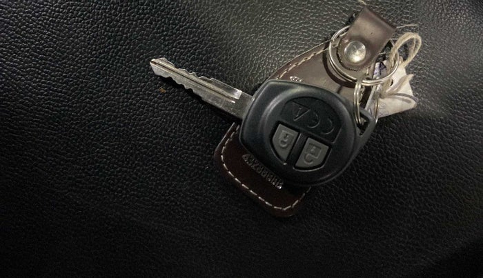 2018 Maruti Baleno DELTA CVT PETROL 1.2, Petrol, Automatic, 49,333 km, Key Close Up