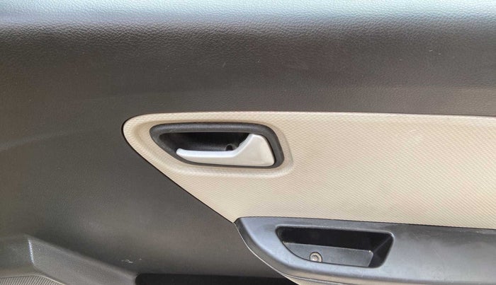 2021 Maruti Alto VXI, Petrol, Manual, 43,981 km, Driver Side Door Panels Control