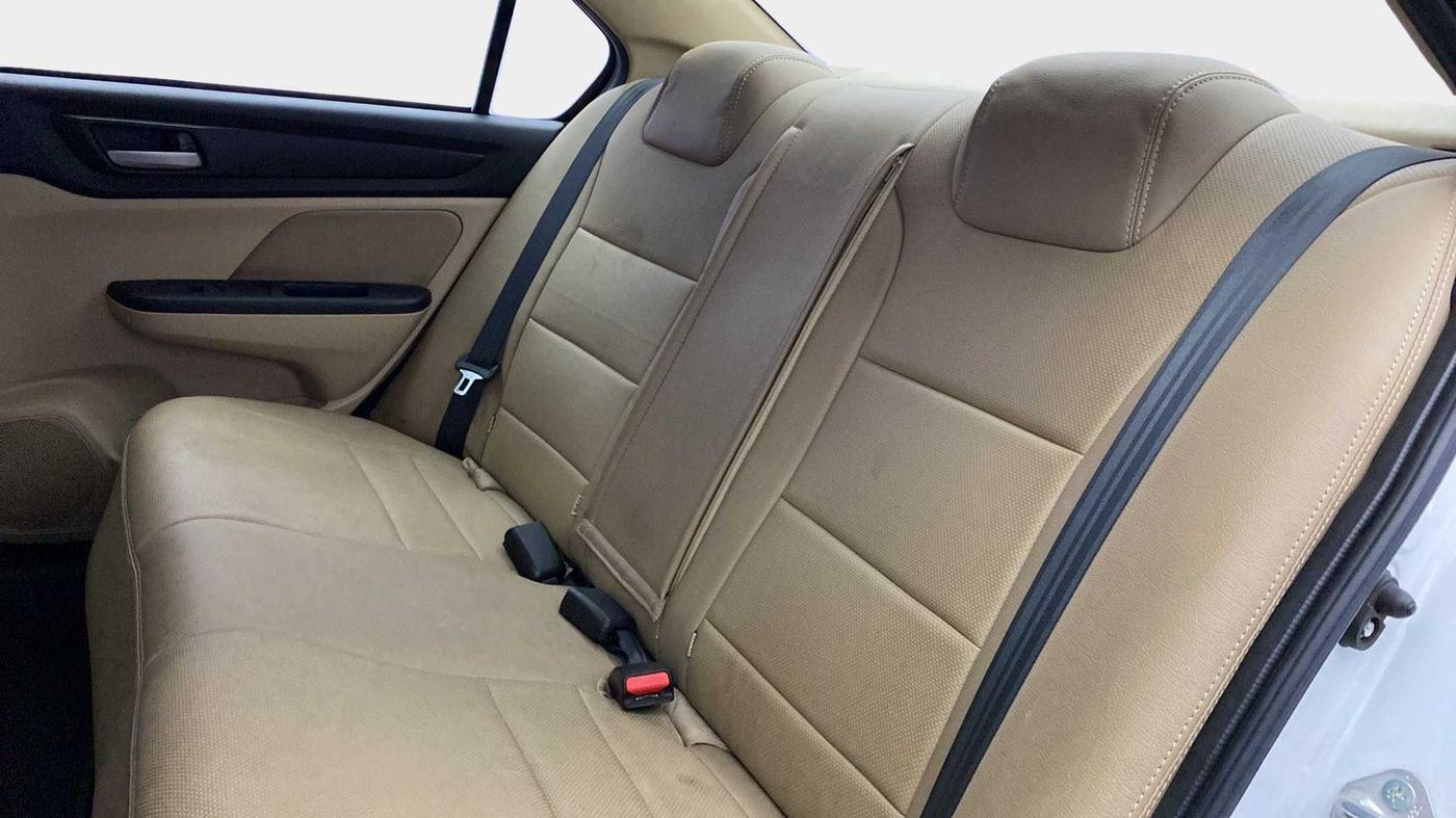 2022 Honda Amaze 1.2L I-VTEC VX CVT, Petrol, Automatic, 11,623 km, Right Side Rear Door Cabin