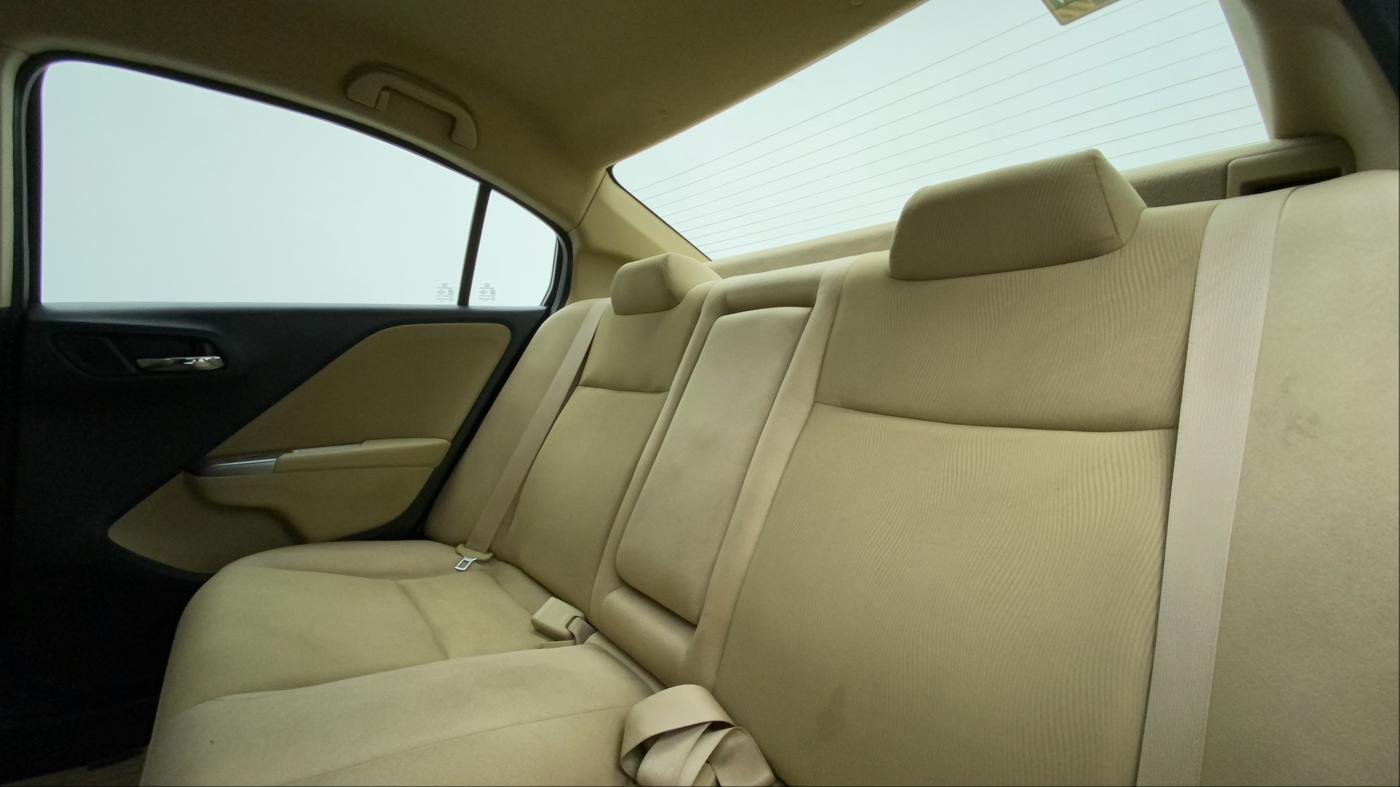 2014 Honda City 1.5L I-VTEC V MT, Petrol, Manual, 94,718 km, Right Side Rear Door Cabin