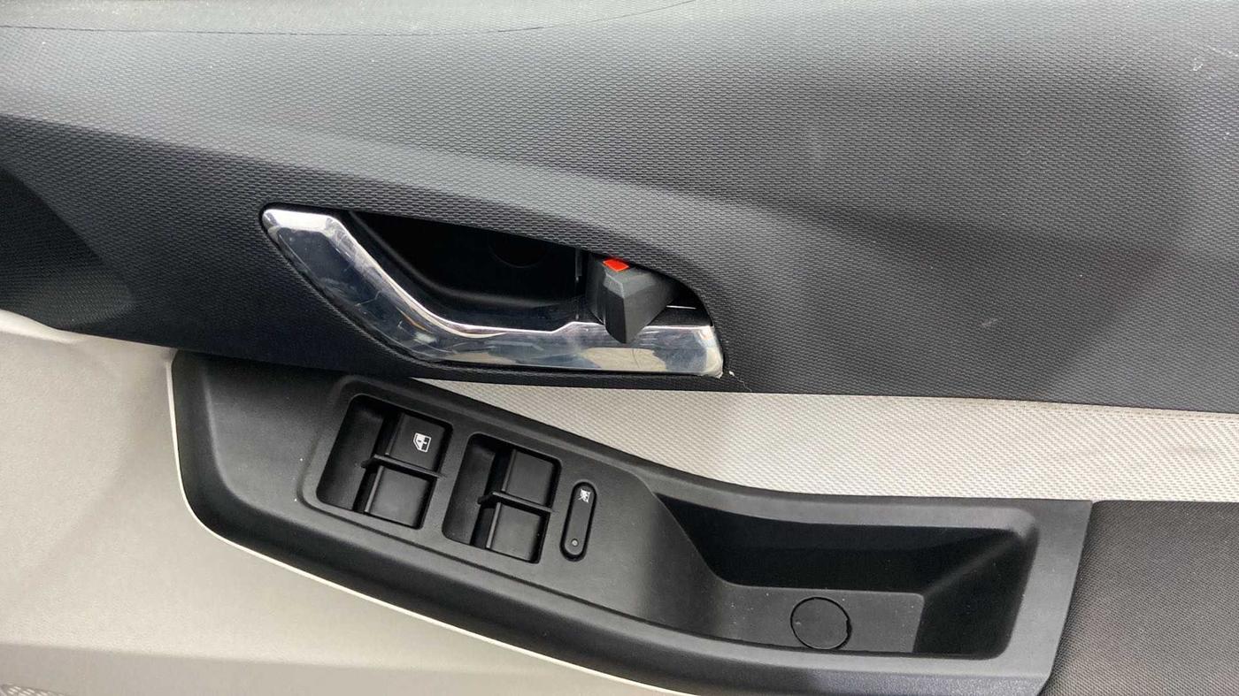 2023 Tata TIGOR XZ PLUS PETROL, Petrol, Manual, 1,356 km, Driver Side Door Panels Control