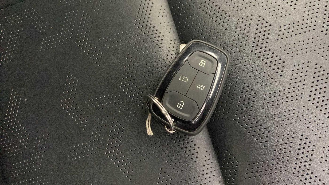 2022 Tata ALTROZ XZA PLUS DARK EDTION, Petrol, Automatic, 25,132 km, Key Close Up
