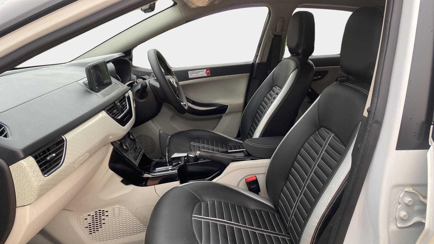 2022 Tata NEXON XZA PLUS PETROL, Petrol, Automatic, 3,605 km, Right Side Front Door Cabin