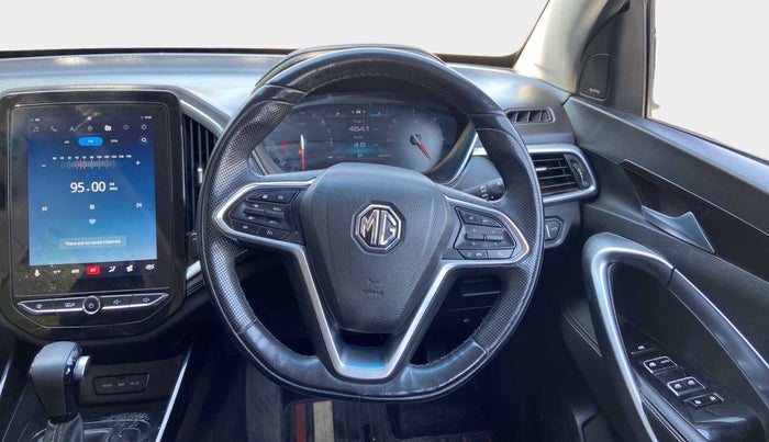 2019 MG HECTOR SHARP 1.5 DCT PETROL, Petrol, Automatic, 38,922 km, Steering Wheel Close Up