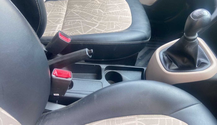 2019 Hyundai Grand i10 MAGNA 1.2 KAPPA VTVT, Petrol, Manual, 14,199 km, Gear Lever