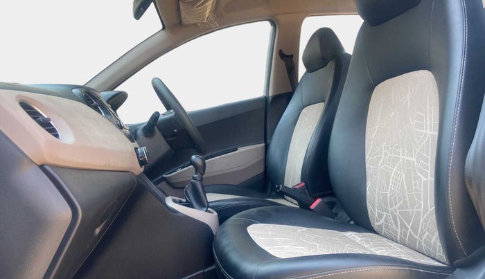 2019 Hyundai Grand i10 MAGNA 1.2 KAPPA VTVT, Petrol, Manual, 14,199 km, Right Side Front Door Cabin