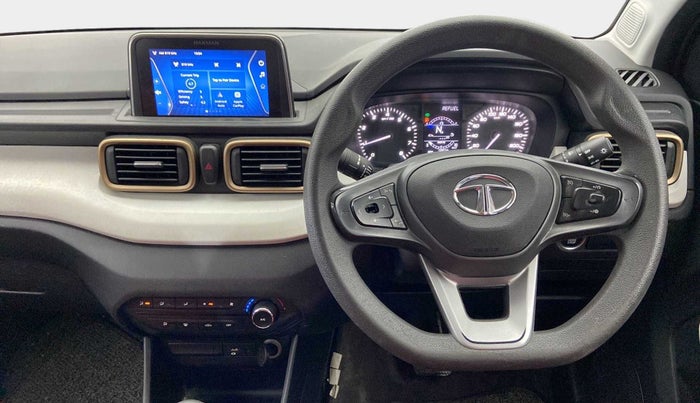 2021 Tata PUNCH ACCOMPLISHED AMT, Petrol, Automatic, 13,832 km, Steering Wheel Close Up