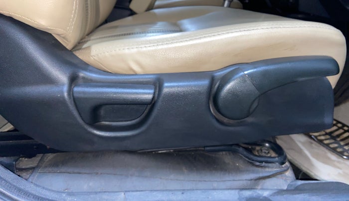 2018 Honda Jazz 1.2L I-VTEC V CVT, Petrol, Automatic, 30,562 km, Driver Side Adjustment Panel