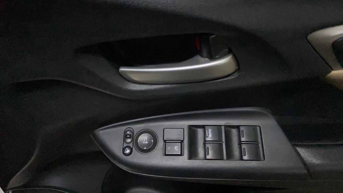 2018 Honda Jazz 1.2L I-VTEC V AT, Petrol, Automatic, 30,610 km, Driver Side Door Panels Control
