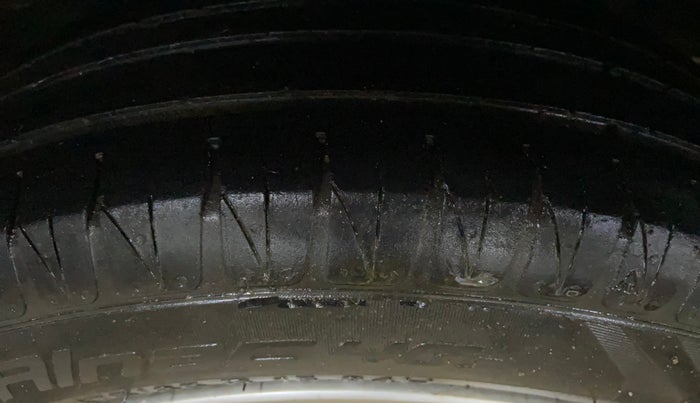 2018 Honda Jazz 1.2L I-VTEC V CVT, Petrol, Automatic, 30,562 km, Left Rear Tyre Tread