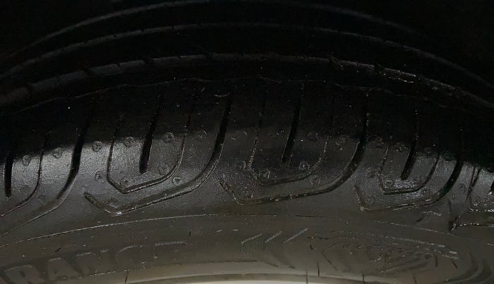 2018 Honda Jazz 1.2L I-VTEC V CVT, Petrol, Automatic, 30,562 km, Right Rear Tyre Tread