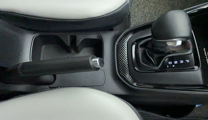 2020 KIA SONET GTX PLUS DCT 1.0, Petrol, Automatic, 7,381 km, Gear Lever