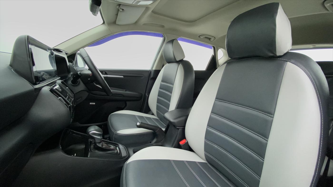 2020 KIA SONET GTX PLUS DCT 1.0, Petrol, Automatic, 7,381 km, Right Side Front Door Cabin