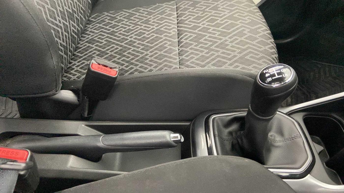 2022 Maruti IGNIS ZETA 1.2, Petrol, Manual, 1,897 km, Gear Lever