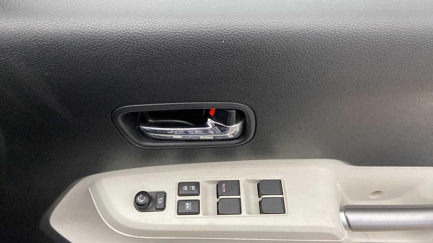 2022 Maruti IGNIS ZETA 1.2, Petrol, Manual, 1,897 km, Driver Side Door Panels Control