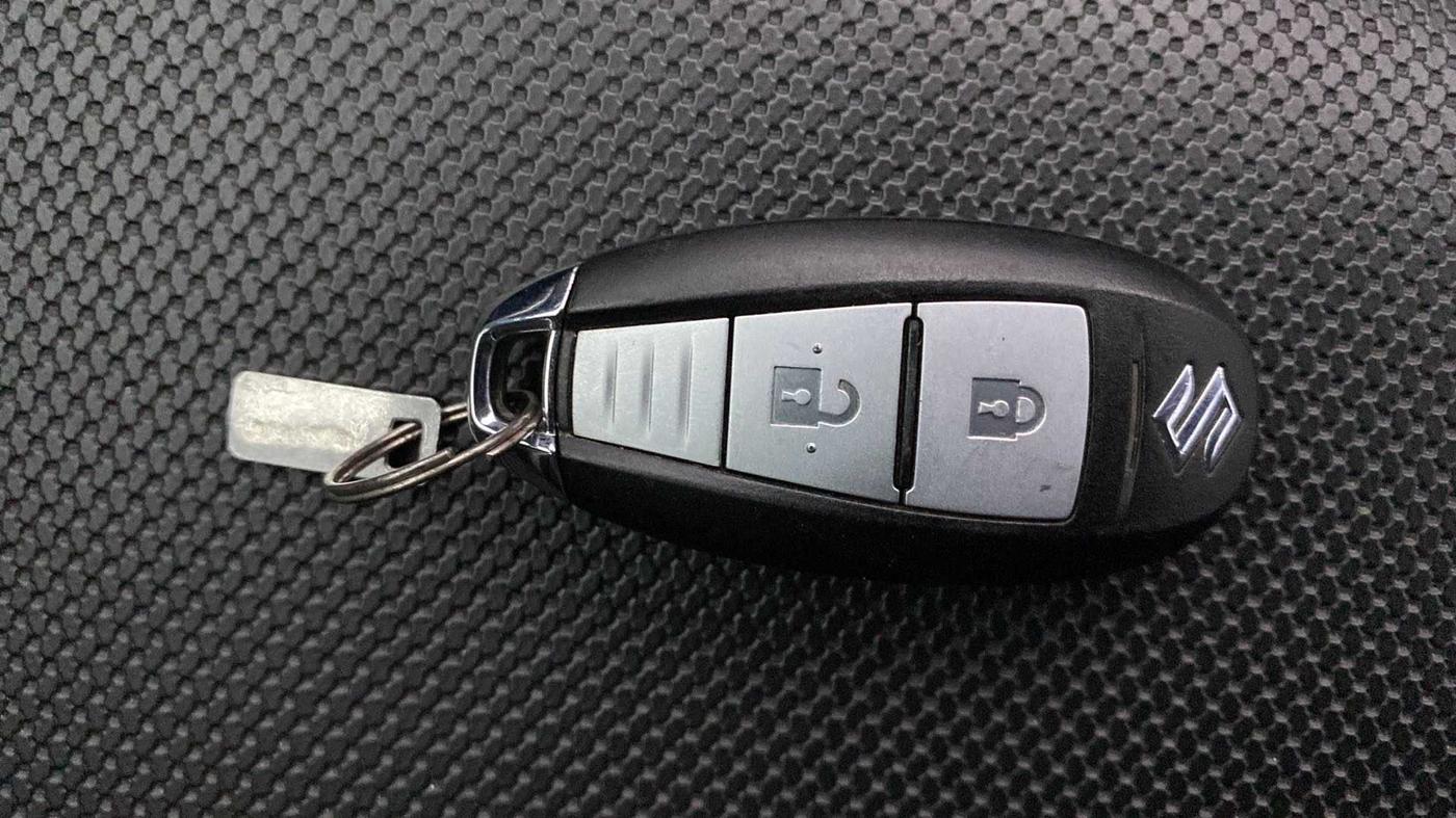 2016 Maruti Baleno ALPHA PETROL 1.2, Petrol, Manual, 20,140 km, Key Close Up
