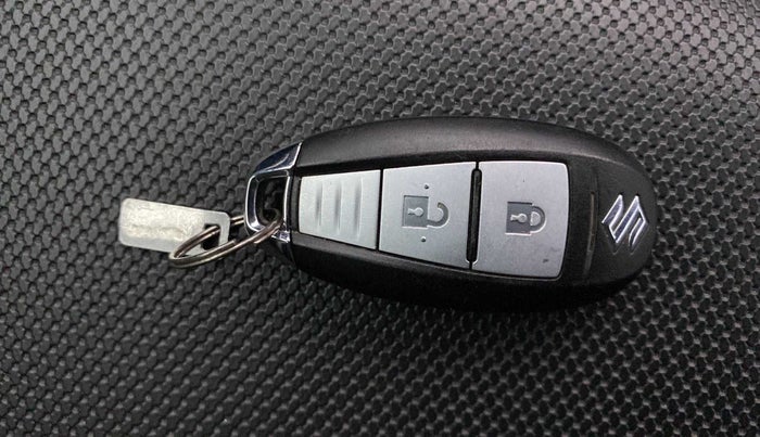 2016 Maruti Baleno ALPHA PETROL 1.2, Petrol, Manual, 20,140 km, Key Close Up