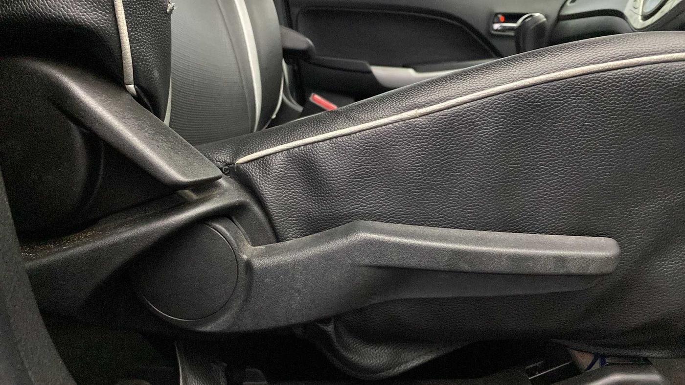 2016 Maruti Baleno ALPHA PETROL 1.2, Petrol, Manual, 20,140 km, Driver Side Adjustment Panel