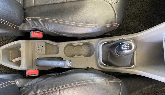 2016 Tata Tiago XZ PETROL, Petrol, Manual, 73,697 km, Gear Lever