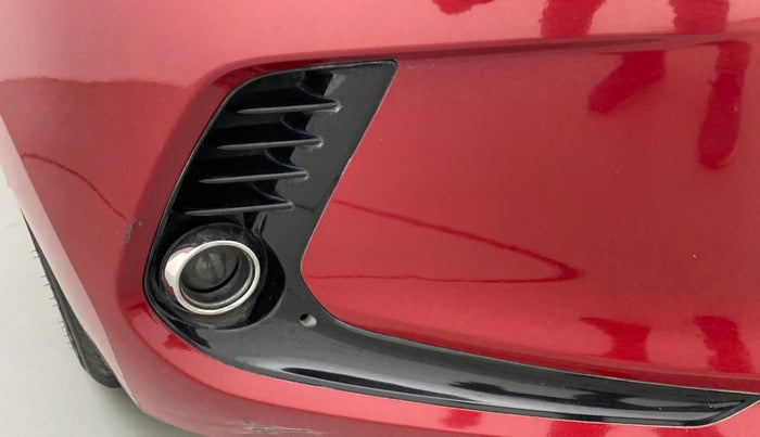 2017 Hyundai New Elantra 2.0 SX(O) AT PETROL, Petrol, Automatic, 51,916 km, Right fog light - Not working