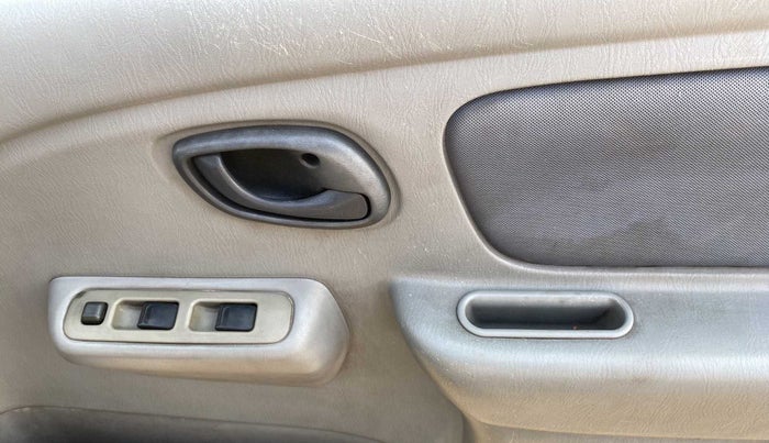 2011 Maruti Alto K10 VXI, Petrol, Manual, 46,493 km, Driver Side Door Panels Control
