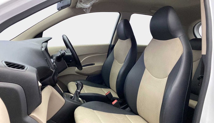 2022 Hyundai NEW SANTRO SPORTZ AMT, Petrol, Automatic, 30,243 km, Right Side Front Door Cabin