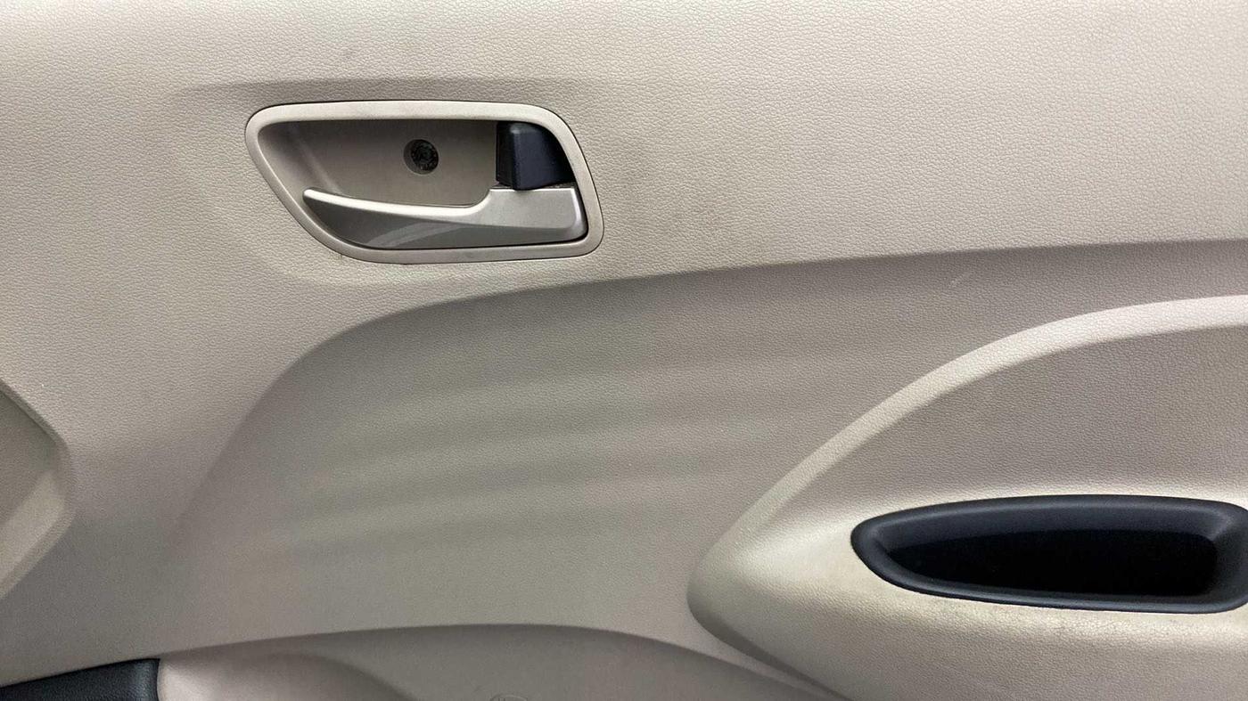 2022 Hyundai NEW SANTRO SPORTZ AMT, Petrol, Automatic, 30,243 km, Driver Side Door Panels Control