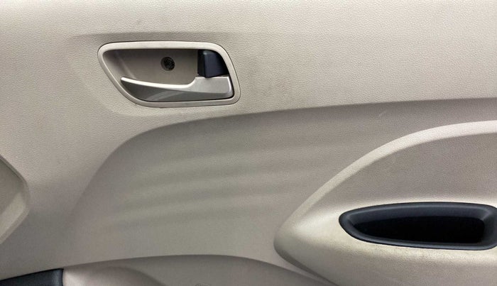 2022 Hyundai NEW SANTRO SPORTZ AMT, Petrol, Automatic, 30,243 km, Driver Side Door Panels Control