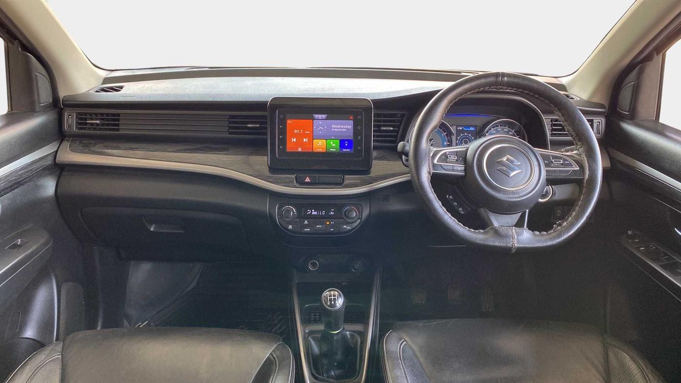 2019 Maruti XL6 ALPHA MT, Petrol, Manual, 75,071 km, Dashboard