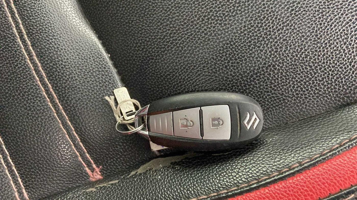 2018 Maruti Baleno ZETA CVT PETROL 1.2, Petrol, Automatic, 54,458 km, Key Close Up