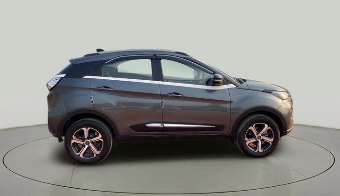 2021 Tata NEXON XZA PLUS (O) PETROL, Petrol, Automatic, 25,382 km, Right Side View