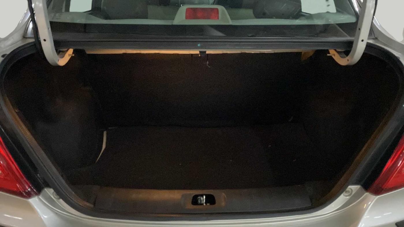 2015 Maruti Swift Dzire VXI, CNG, Manual, 26,491 km, Boot Inside