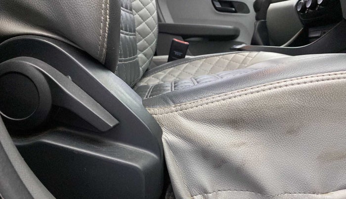 2020 Tata ALTROZ XM PETROL, Petrol, Manual, 37,041 km, Driver Side Adjustment Panel