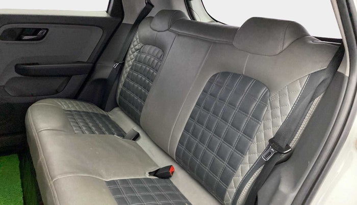 2020 Tata ALTROZ XM PETROL, Petrol, Manual, 37,041 km, Right Side Rear Door Cabin