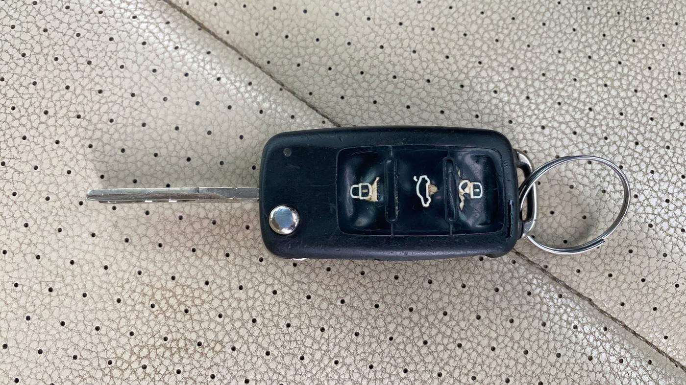 2021 Skoda Rapid STYLE TSI, Petrol, Manual, 1,00,116 km, Key Close Up