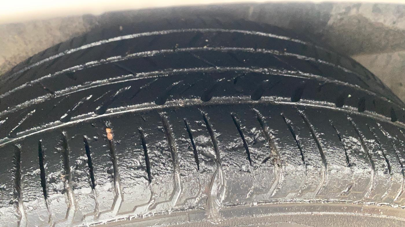 2021 Skoda Rapid STYLE TSI, Petrol, Manual, 1,00,116 km, Left Rear Tyre Tread