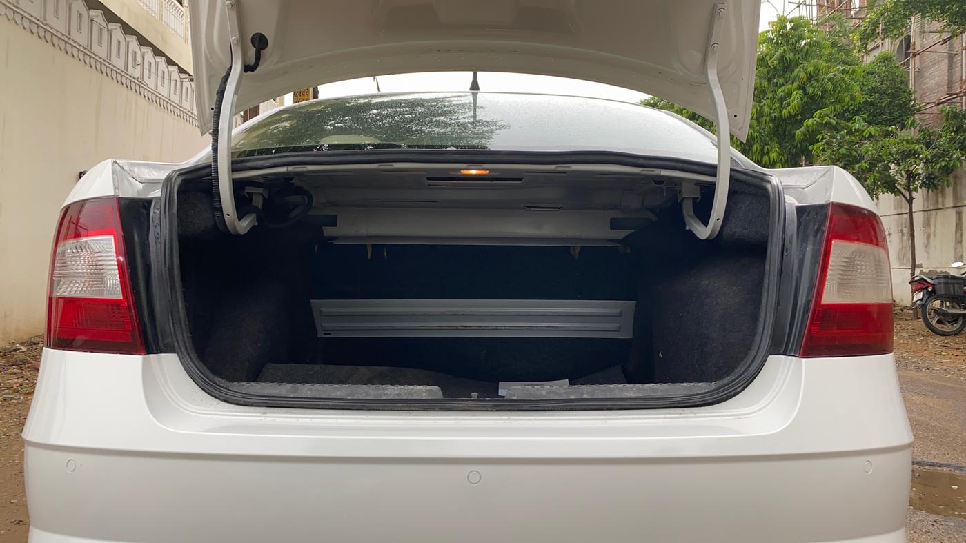 2021 Skoda Rapid STYLE TSI, Petrol, Manual, 1,00,116 km, Boot Inside